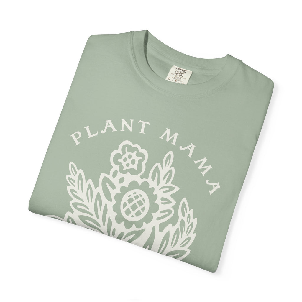 Plant Mama floral illustration T-Shirt | botanical mother design