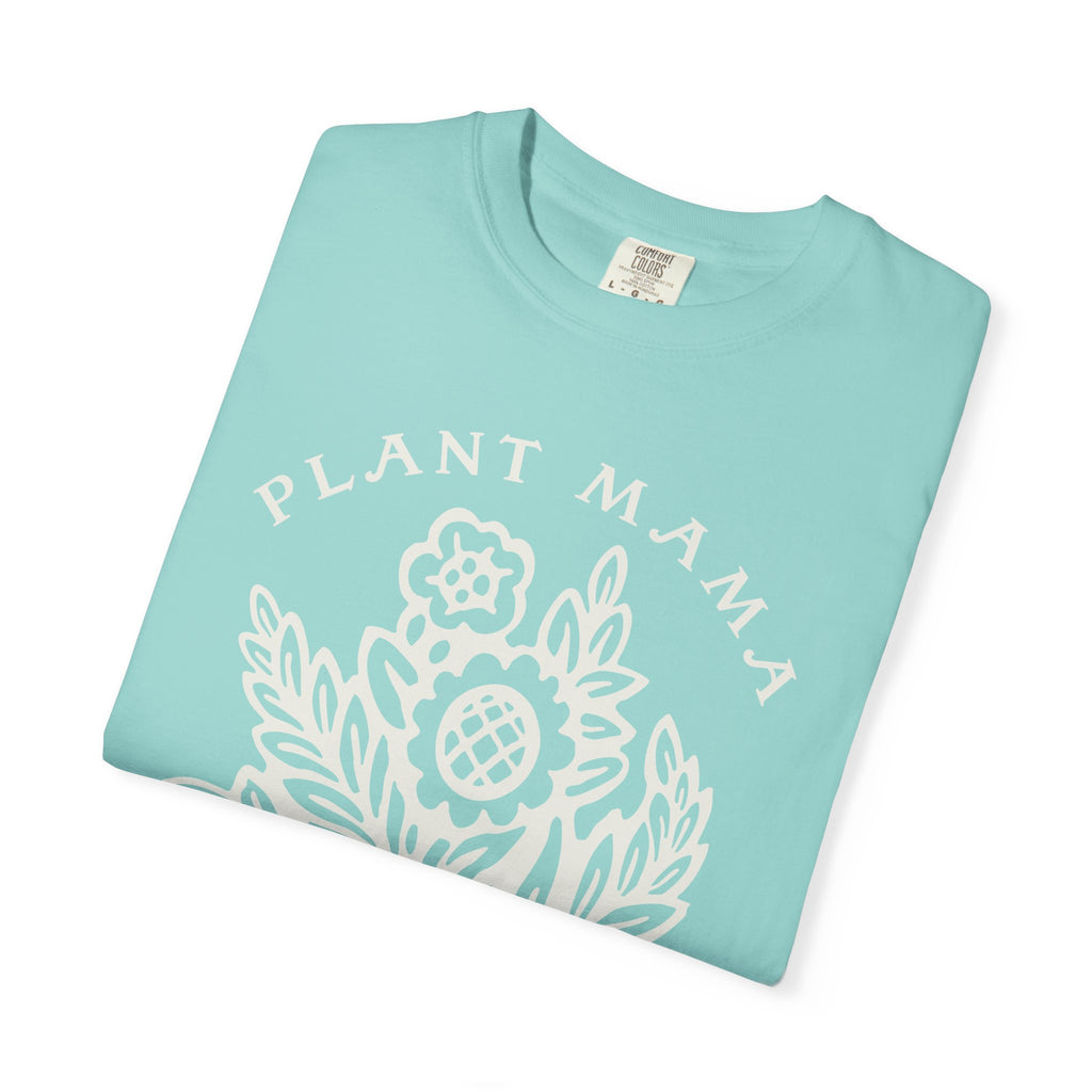 Plant Mama floral illustration T-Shirt | botanical mother design